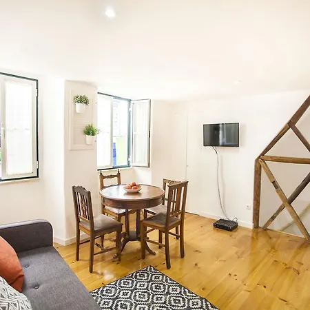 Lovelystay - Alfama Charming Experience! リスボン